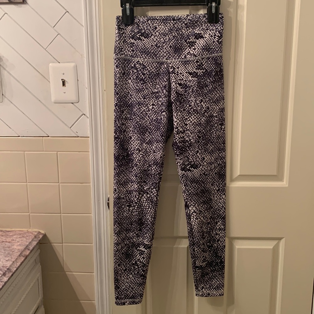 Balance Collection - Navy, white, and grey printed leggings, size M